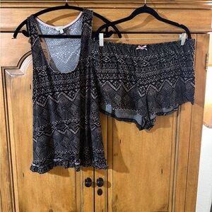 Black Geometric Sleepwear Set- 1X